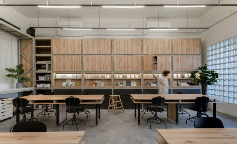 BuildBuilt-Workshop-Studio-Office-Showroom-BuildBuilt-Commercial-Projects-1