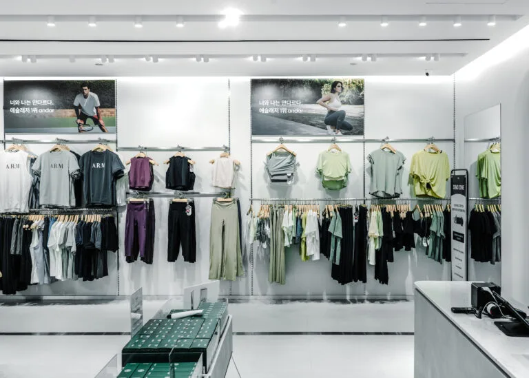 Daily&Co-lifestyle-activewear-retail-buildbuilt-commercial-projects12