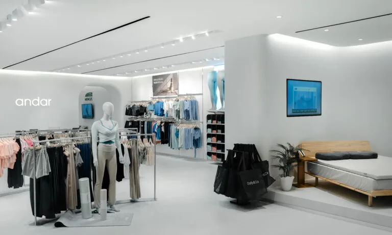 Daily&Co-lifestyle-activewear-retail-buildbuilt-commercial-projects14