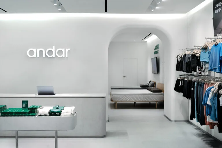 Daily&Co-lifestyle-activewear-retail-buildbuilt-commercial-projects9