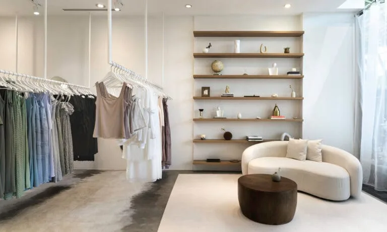 Klarra-Pop-up-fashion-clothing-buildbuilt-commercial-project-06