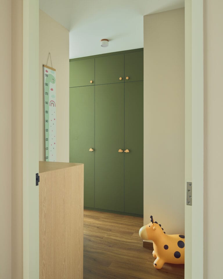Bright-Cheery-Condo-BuildBuilt-Residential3