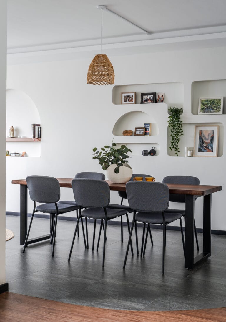 House-of-wall-niches-Room-BuildBuilt-Residential1